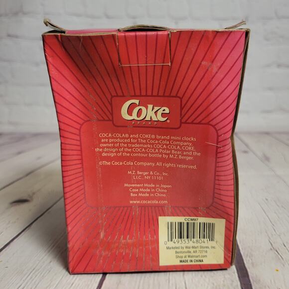 2003 Coca Cola Mini Clock Diner with people drinking coke inside NEW in box - Picture 10 of 12